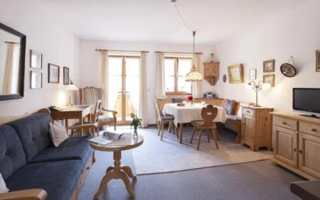 Theresa Landhaus-Suiten  Apartments