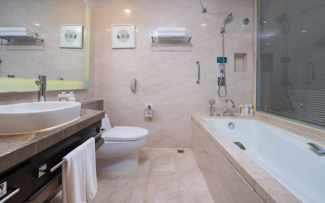 Holiday Inn Nanchang Riverside by IHG