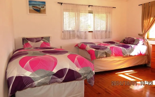 Kalk Bay Backpackers - LymeHaven