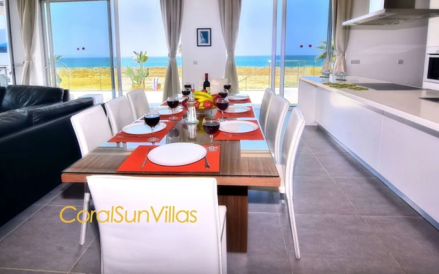 Blue - Beach Front Spectacular Villa Sleeps 10