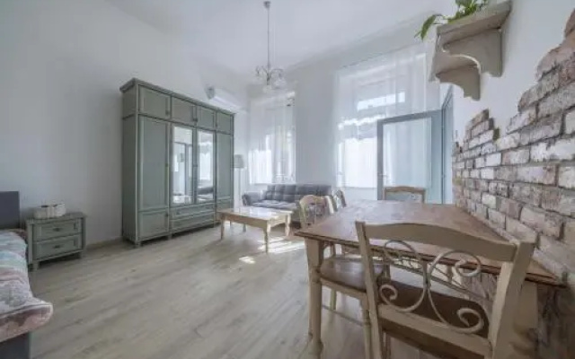 Luxury Central Apartment