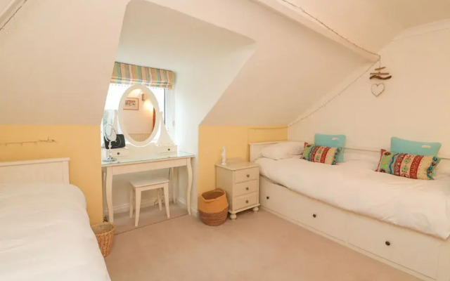 5 Melbury