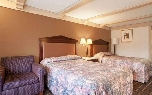 Knights Inn Greensburg