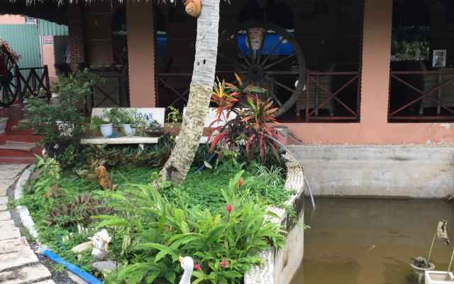Aurora Mekong Hotel