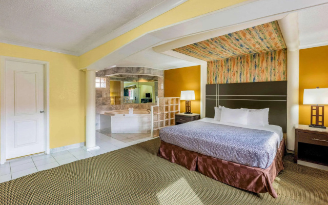 AC Lodge by Beach and Boardwalk