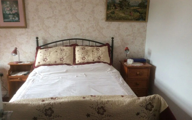 Laurel Lodge
