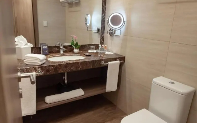 Paseo La Galería Hotel & Suites