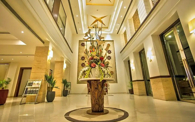 Sarovar Portico Hotel