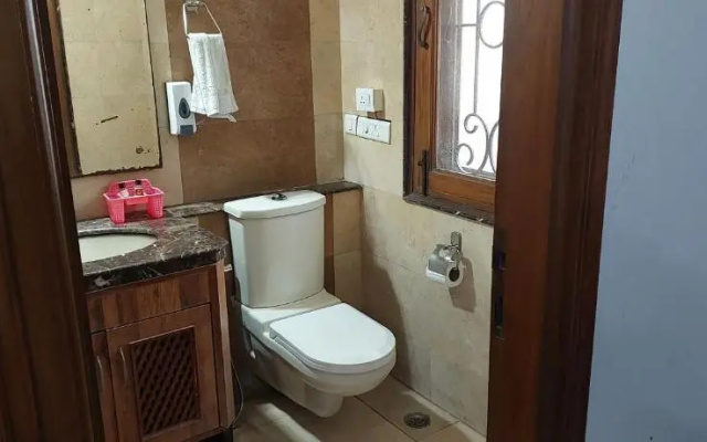 Hotel Ashray Noida
