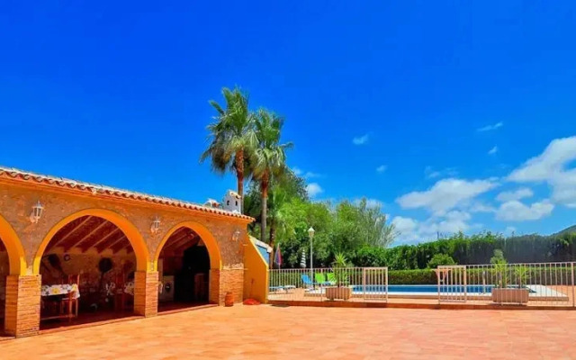 Villa Mika