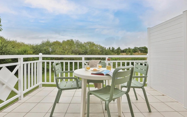 Coast Home With Play Area
