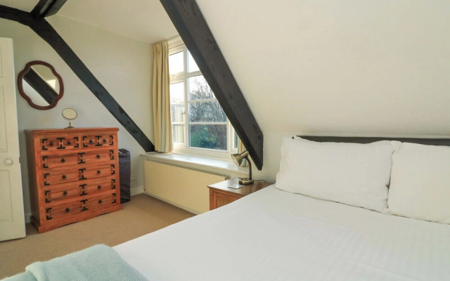 Blackstone Cottage