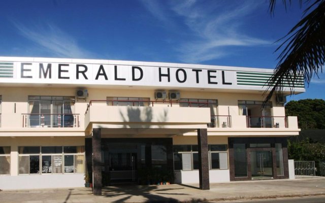 Emerald Hotel in Nuku Alofa, Tonga from 119$, photos, reviews - zenhotels.com hotel front