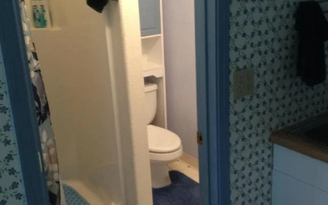 Red Cabin Bed & Breakfast