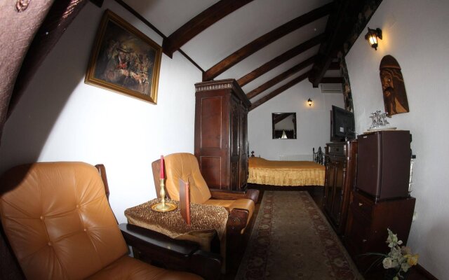 Hunter Prince Castle Hotel in Turda, Romania from 105$, photos, reviews - zenhotels.com guestroom