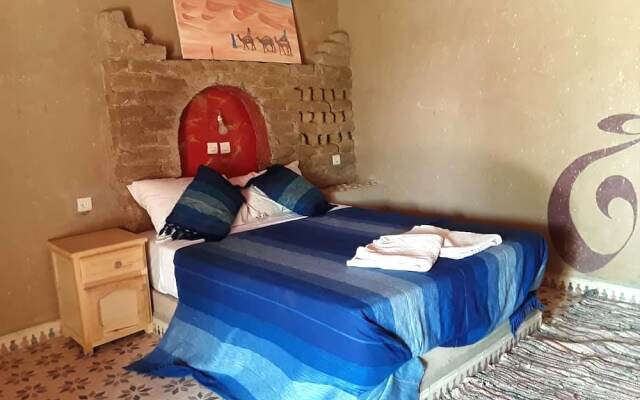 Отель Auberge Camping La Liberté Марокко, Мерзуга - отзывы, цены и фото номеров - забронировать отель Auberge Camping La Liberté онлайн
