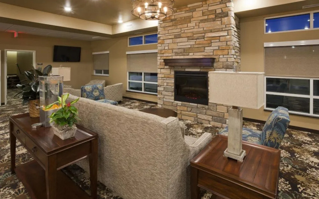 GrandStay Hotel & Suites Valley City
