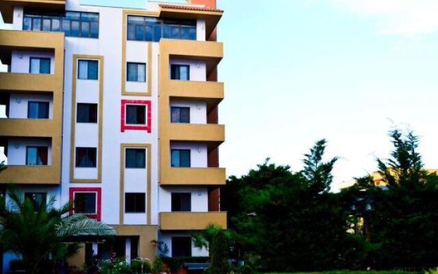 Отель Kadrisa Hotel Албания, Дуррес - отзывы, цены и фото номеров - забронировать отель Kadrisa Hotel онлайн