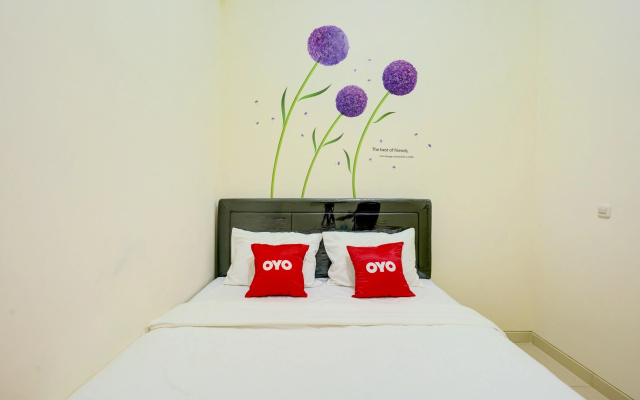 OYO 90173 Innapp Tenggilis Family Residence
