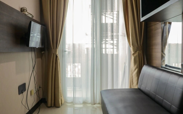 Comfort 1Br At Sky Terrace Apartment