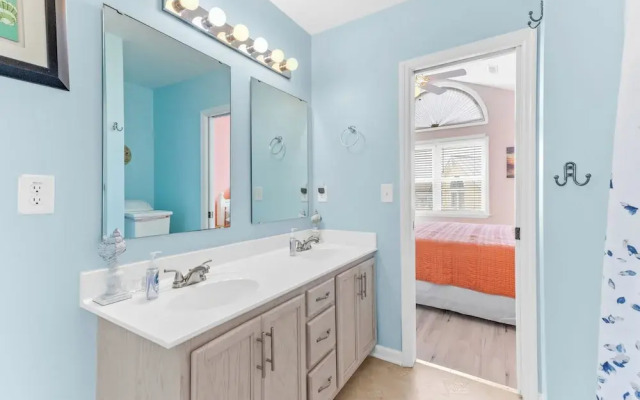 Lowe Tide by Topsail Realty
