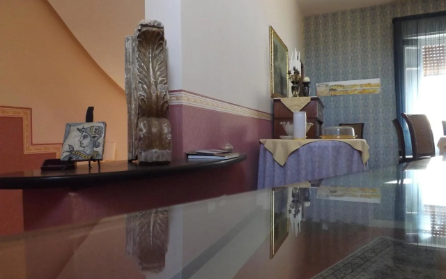 Neathon Rooms