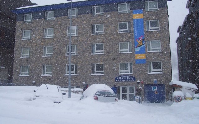 Somriu Hotel Vall Ski 2