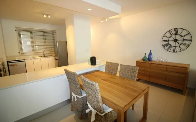 Element Bay II by Horizon Holidays
