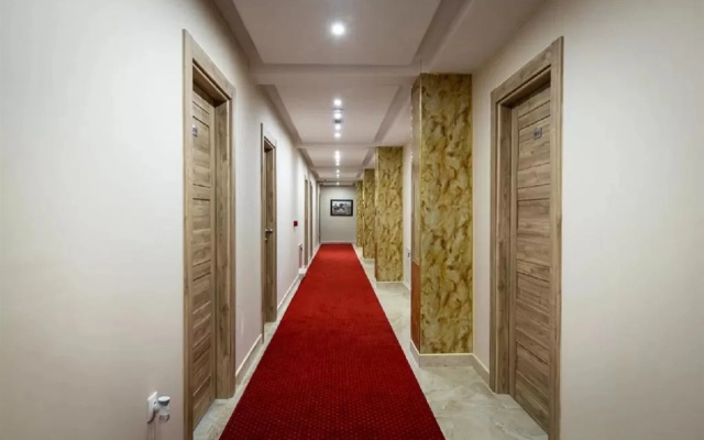 Hotel Srebrna Lisica