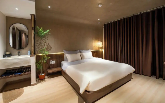 Lune Boutique Hotel & Apartment Da nang
