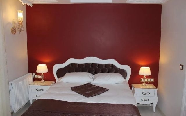 Azade Butik Otel