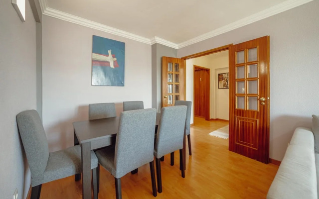 Matosinhos SEA Side 2BD by Vacationy