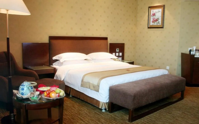 Longcheng International Hotel