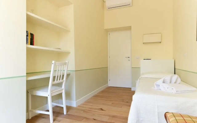 Monti Apartment