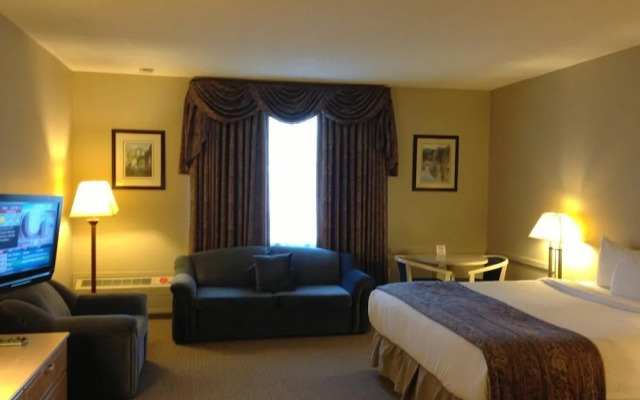 Petawawa River Inn and Suites