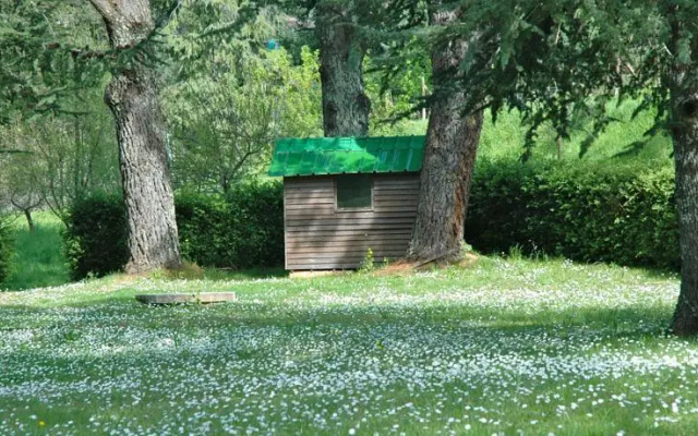 Lodge Rina