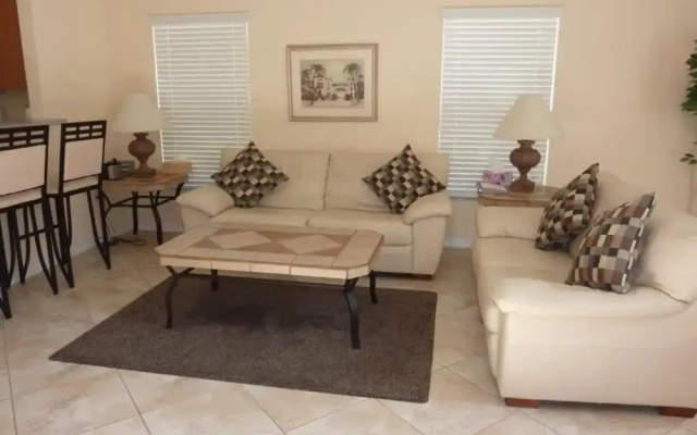 Mariner Pad Apartment 4 Bedroom