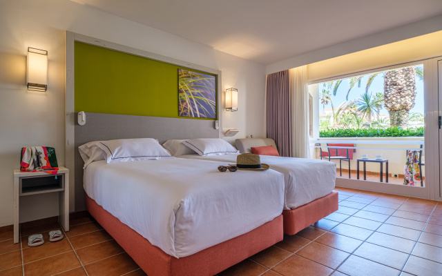 Oassium Hotel At Estival Park - Adults only