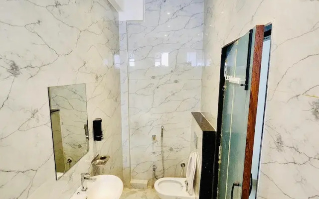 Gokul hotel