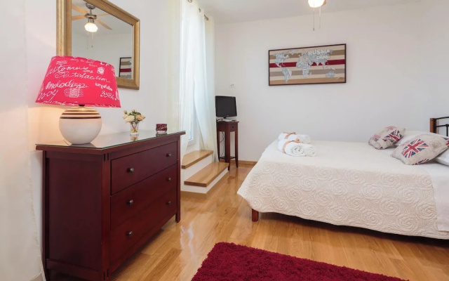 Impeccable 3-bed House in Supetar