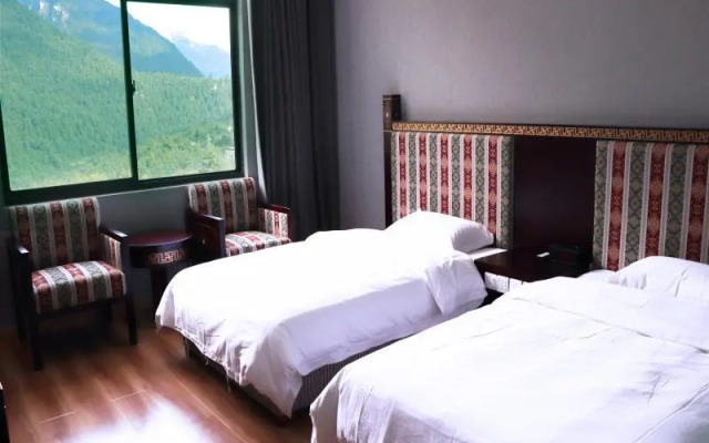 Shell Xizang Rikaze Jilong County Jilong Town Hote