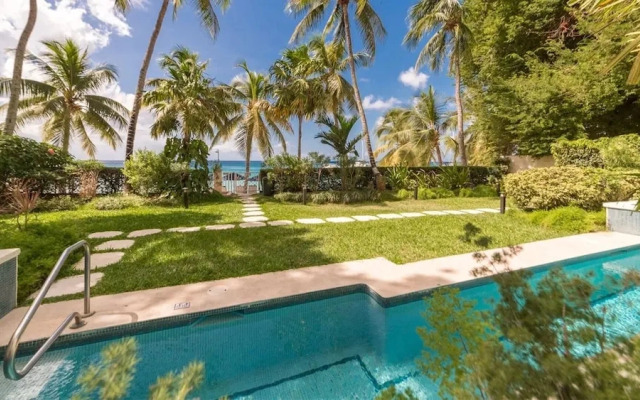 Smugglers Cove by Blue Sky Luxury