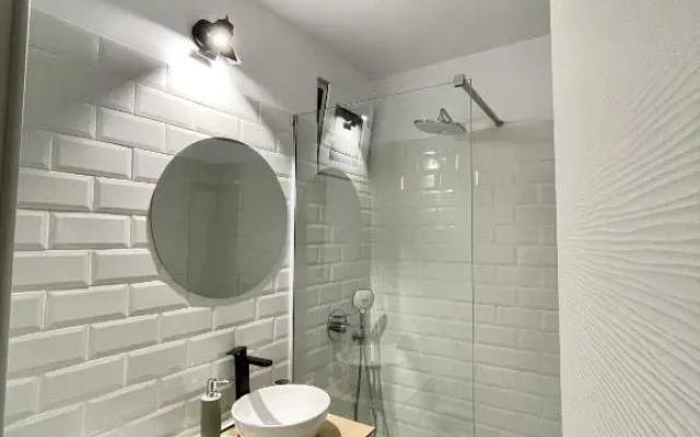APARTAMENT 3 camere Neptun