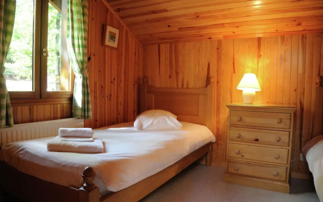 Cozy Chalet in the Woods of the Beautiful Dordogne