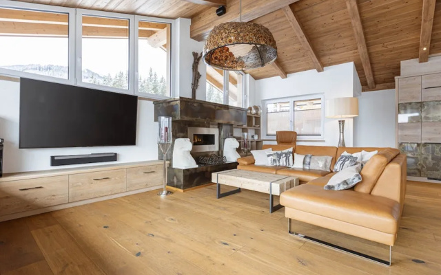 Penthouse Near Mittersill