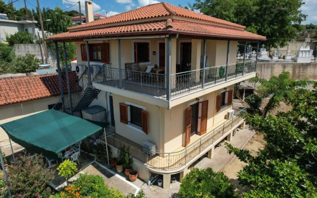 Villa Koliri