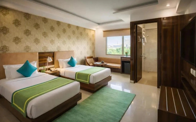 OPO Horizon LYRO, Formerly known as Inde Hotel