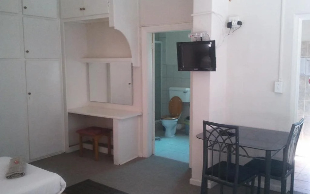 Boer & Brit Self Catering Guest House