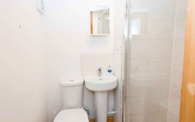 Cosy studio in bustling Grafton Centre