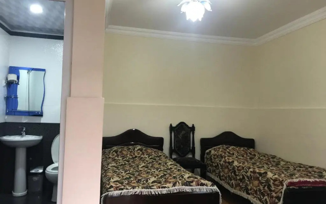 Linda Guest house